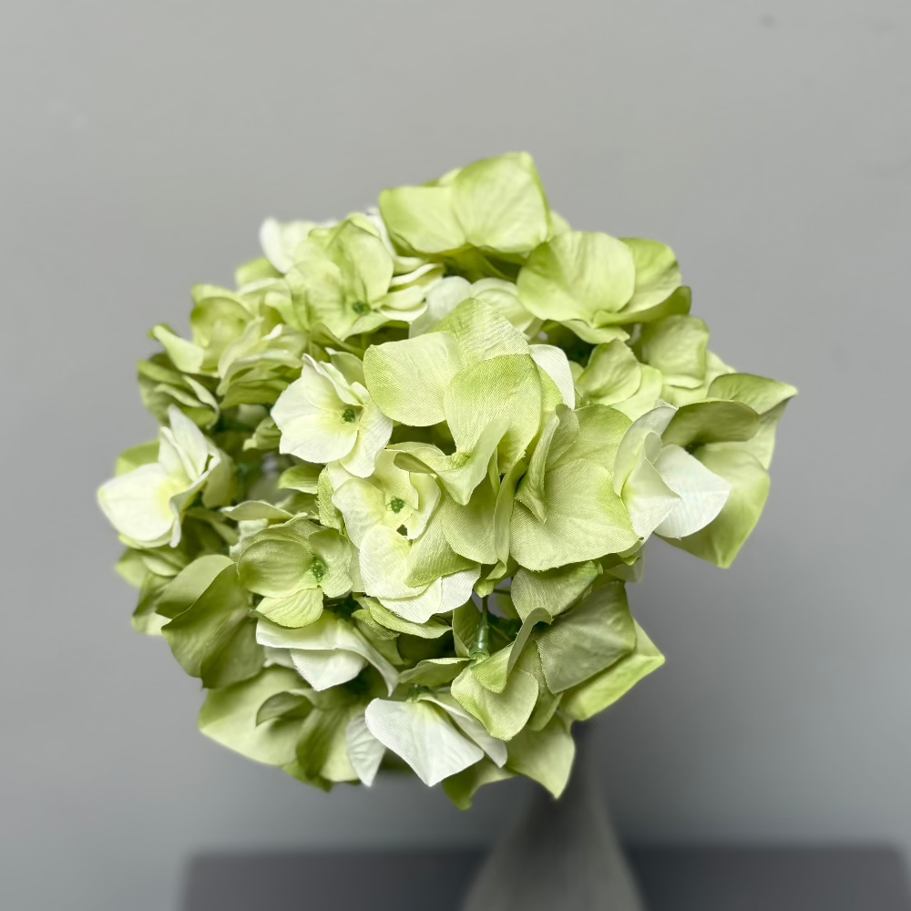 zijden-kunstbloem-hortensia-bol-groen-creme-kunstbloem