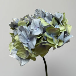 Boeket  Amsterdam Blue Canals | Blauw met groen zijden bloemen boeket | Amsterdam
