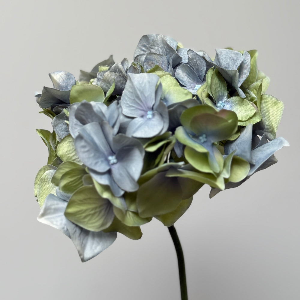 Boeket  Amsterdam Blue Canals | Blauw met groen zijden bloemen boeket | Amsterdam
